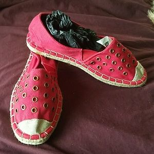 Red espadrilles by confortview